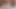 Orta yaşlı seksi kadın doğum günü pastasının üzerine fışkırtıyor