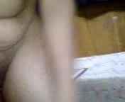 İranlı kız arkadaş soyunuyor