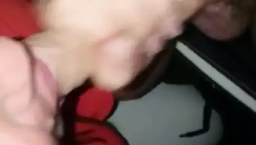 Büyük memeli kız arkadaş çoraplı 3 yarak