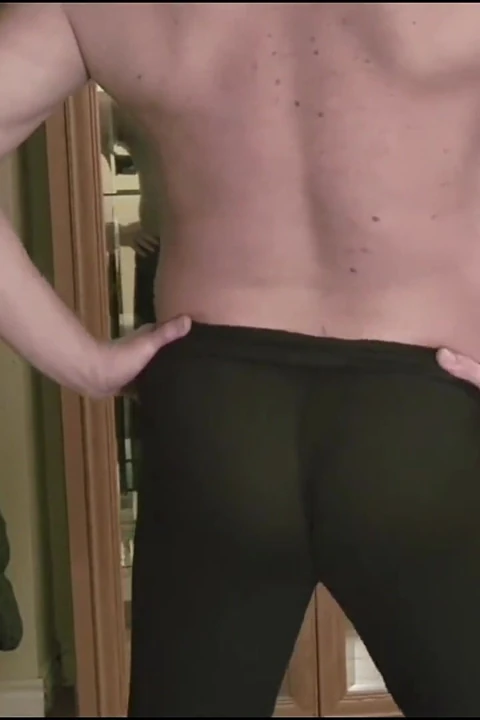 Sıkı genç twink balon ve ağır çekim boşalma