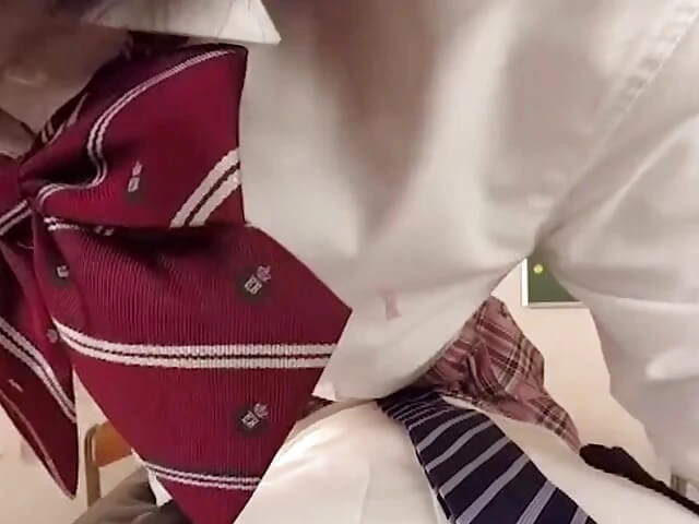 Kaos sınıfı, üniformalı tatlı kız bana biniyor-ham, riskli, tamamen sessiz - 1