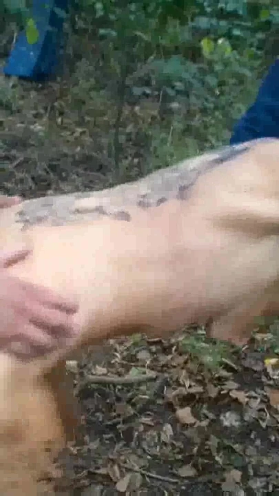 Эмоциональный момент из "Встречи траха на шоссе А5"