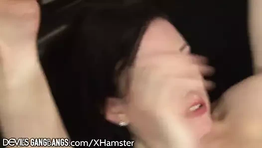 Devils gangbangs jennifer beyaz tüm delikler dolma