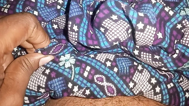 Hintli kız arkadaşım büyük anal delik sikişme videosu