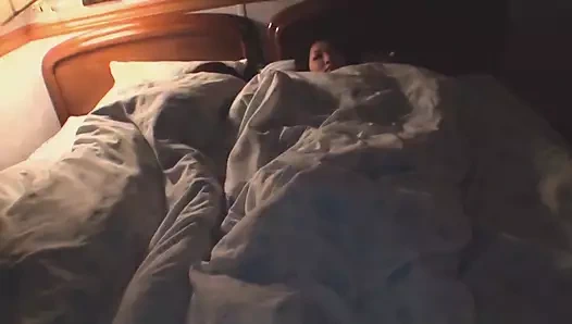 18 yaşındaki Japon çok utangaç