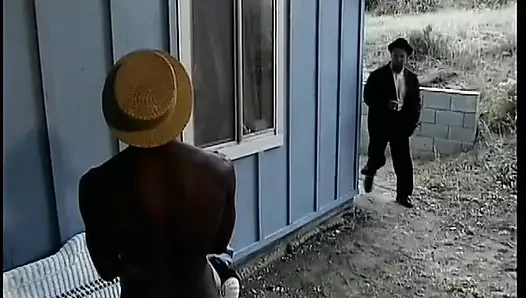 siyah ve beyaz dudes alır oral seks itibaren amish piliç ve pound onu KEDİ üzerinde kanepe