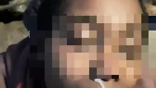 Oral seks itibaren bu siyah milf ve yüz