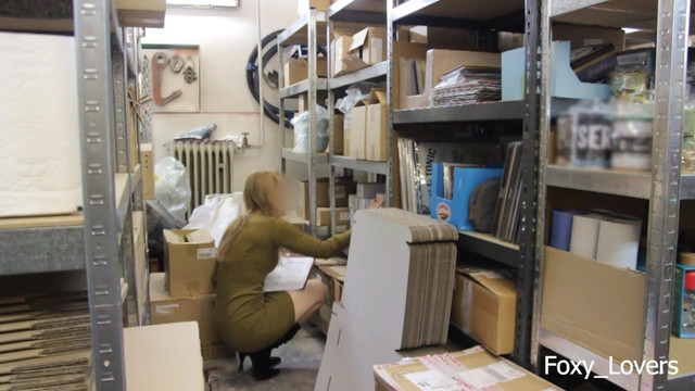 I Cheated on my Husband with a Warehouse Worker, he Fucked me Hard