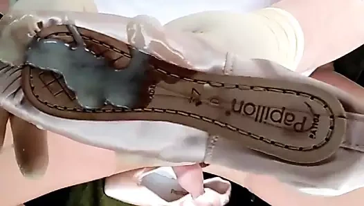 Cum üzerinde bale pointe itibaren kardeş