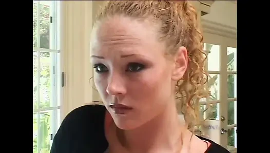 Lilly Thai tutku arayan Asyalı bir tanrıça