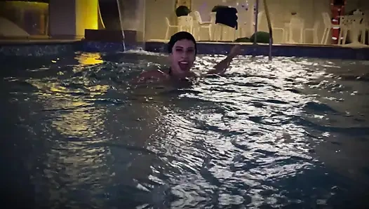 I fuck my stepsister's friend in the pool while she goes for some drinks