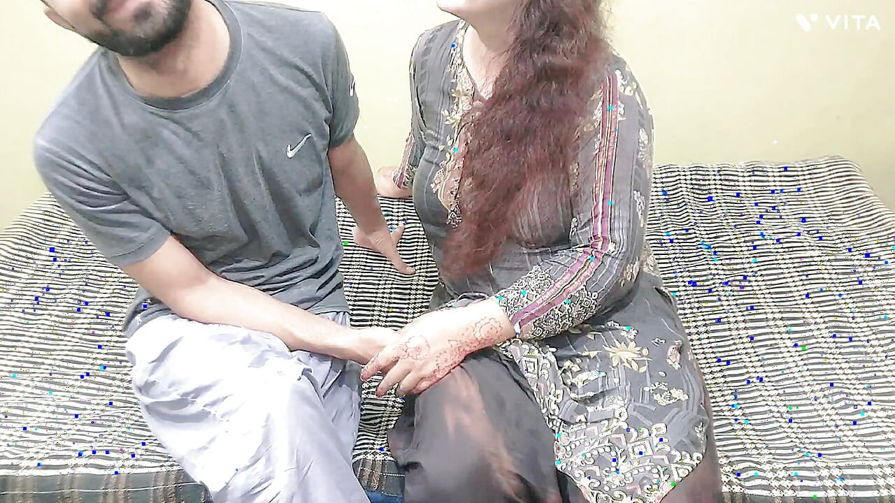 Indian Desi couple blowjob and sex video with Hindi Audio