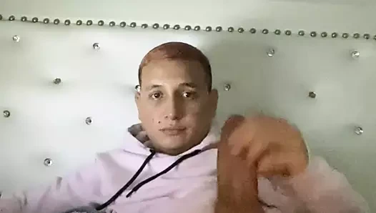 Adolesente kolombiya masturbandose