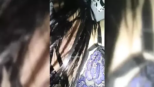 Karınla sikişiyor ve kaydediyor!