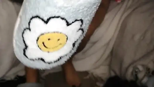 Тапкая болтовня соблазнение и толстые икры поклоняются с Kepi Carter, смотри, как я скольжения их