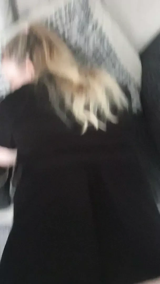 Üst katta aile ile sinsi şipşak