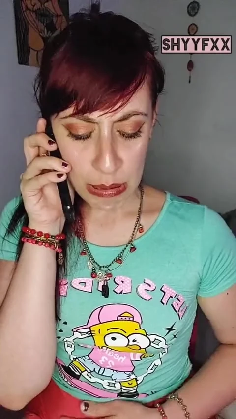 Shyyfxx sert çalıştıktan ve terledikten sonra kişisel antrenörümü sikiyor! Roleplay
