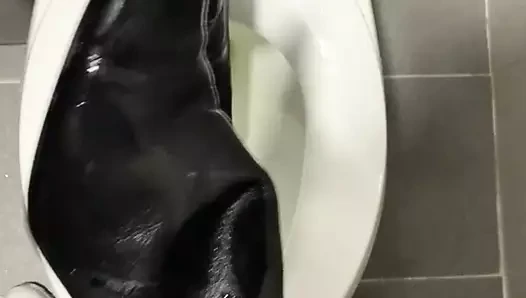 Çizmeler sikiş masterbarion
