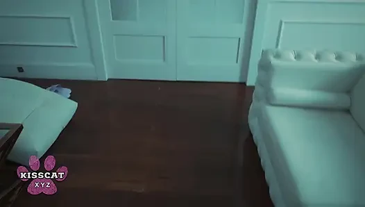 Üvey Anne Üvey Babasını Üvey Kızı Amber Kawaii'nin Içine Boşalarken Yakalıyor Ve Paylaşılan Yatakta Sert Sikişiyor