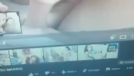 Aldatan karısı emerken filme alındı