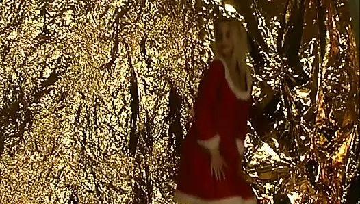 Pavla'nın ilk pornosu teşhirci bir sokak fahişesi sarışın amına seks oyuncağıyla mastürbasyon yapıyor