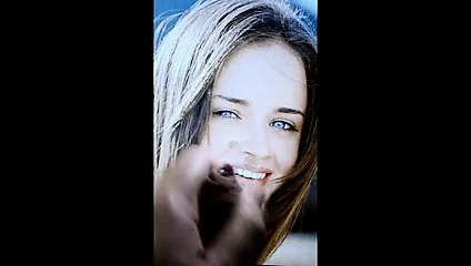 Alexis bledel boşalıyor