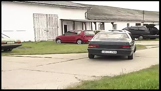 Seksi sarışınlar dörtlü amcık emiyor