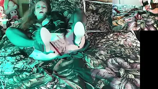 Elara ve Pan daha fazla mastürbasyon ve sikiş eğlencesi ile!