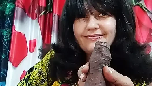 Utangaç kız büyük zenci yarağı ile porno oyuncu seçmelerini beğenemiyor