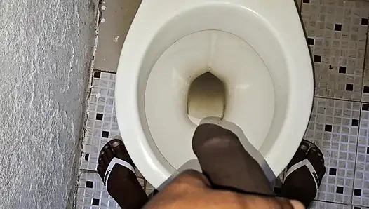 Kıçını Sıcak Siken İlk Adam