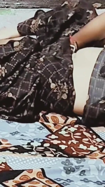 Знаковый момент из "Дези бхабхи трахнули с ней Jiju"