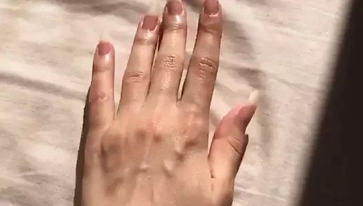 tırnaklarım ve elim