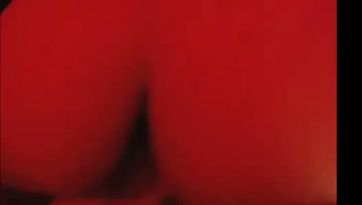 Vanessinha Desi beni kırmızı odaya çağırdı