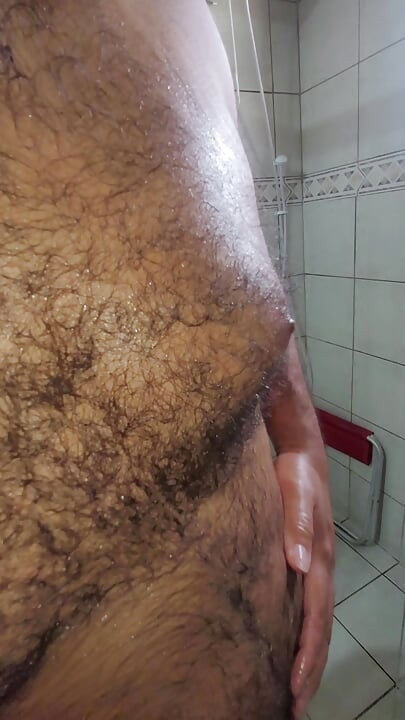 luksmen1 gainer Cum on the shower screen, belly, jerk, mirror, cum in glass