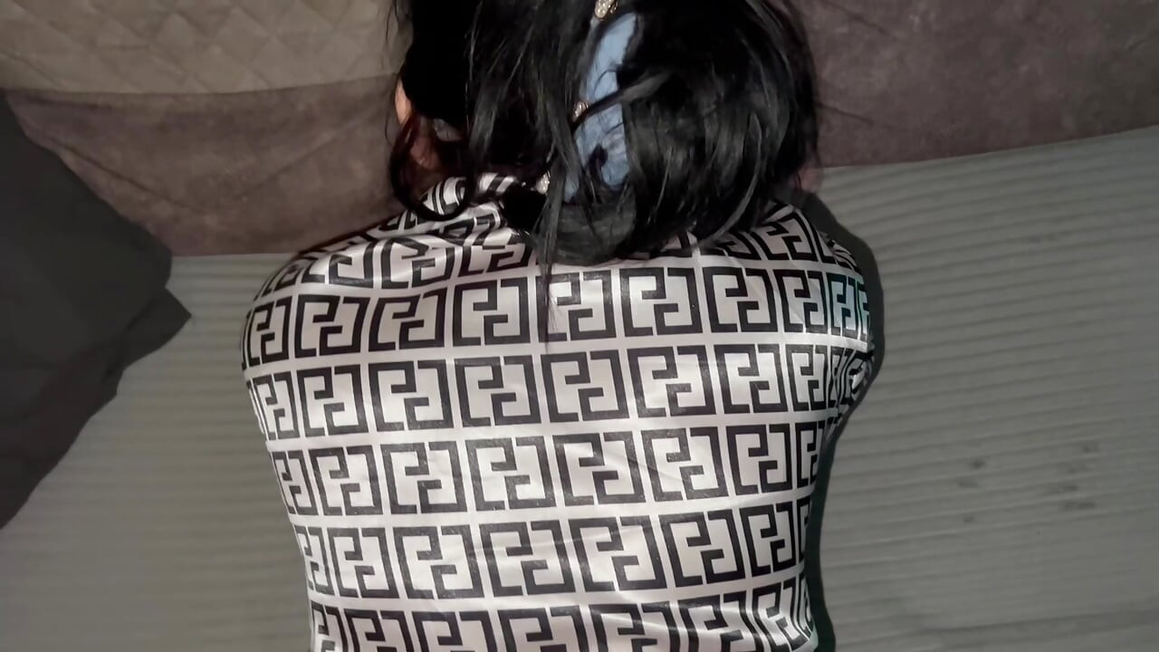 Fucking stepmom in a bathrobe with red nails while my stepdad is not at home!