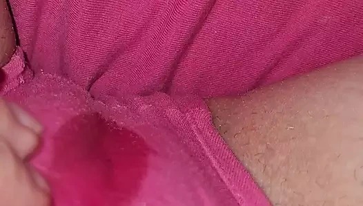 Islak külotlu mastürbasyon, pembe cımbız, azgın eş...:)