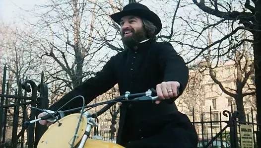 Enquetes (35 mm yeniden düzenlendi)