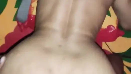 Hintli kız arkadaşımın her gün yarağa ihtiyacı var