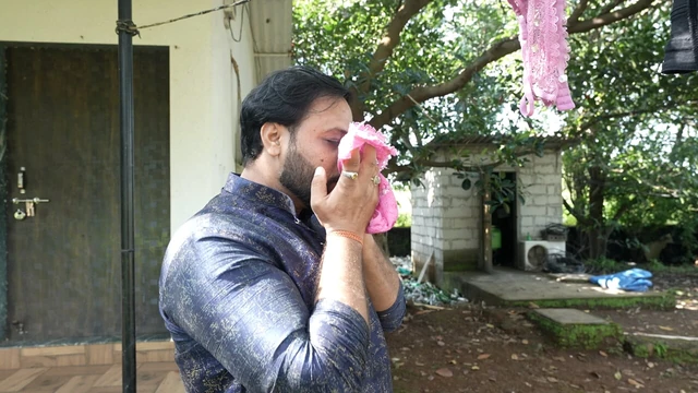 Yeni evli Hintli bahu sıkı amcığında sasur ji tarafından sikiliyor Hintçe ses