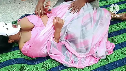 Üvey anne sert şehvetli seks için üvey oğlu tarafından baştan çıkarılıyor