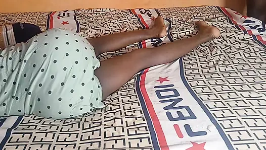 Afrikalı hizmetçi patron tarafından sikiliyor