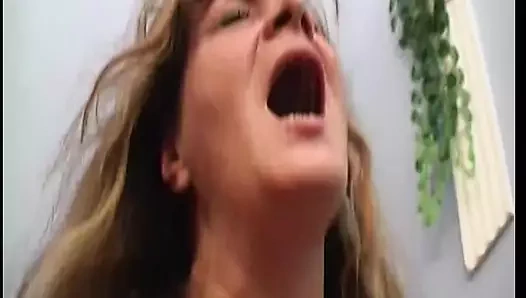 Kadınların evde bir var