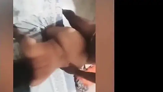 Ona sırtımdan bahsettim... Patronumun bundan sonra yaptığı şey