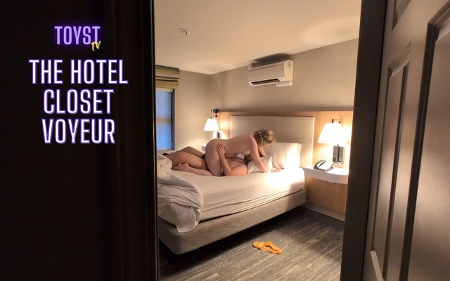 Otel dolabı röntgenci