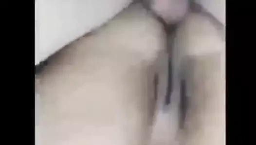 Arkadaşımın üvey annesini sikiyorum