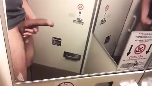 Uçakta Str8 jack kapalı
