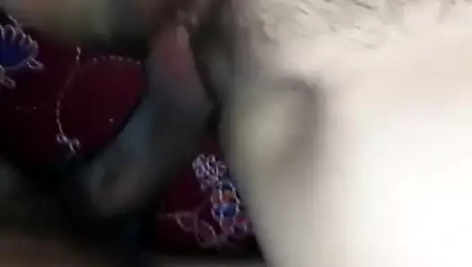 Hintli ateşli amcık sikişi