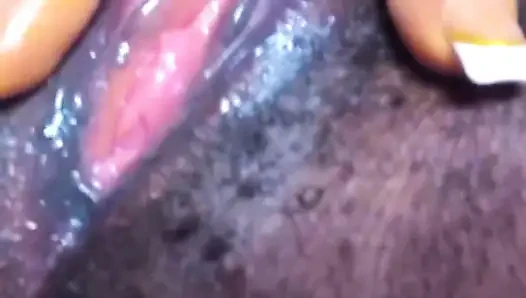 Güzel Roselee canlı bir videoda kendine dokunuyor viral