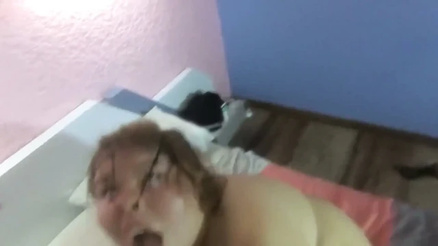 Yarağımı götüne ve sonra ağzına sokmama bayılıyor