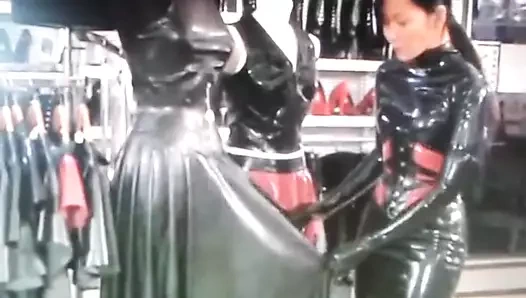 Helle tarafından biraz lateks-pvc-deri nr2 yüklemesi satın alın